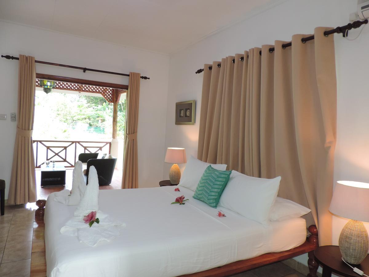Paodise Guesthouse La Digue Bagian luar foto
